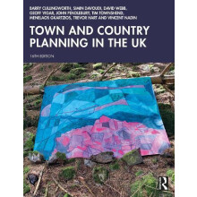 Town and Country Planning in the UK by Barry Cullingworth Paperback Bo