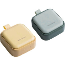 Petit pilulier de voyage avec couvercle à ouverture facile par simple pression, sans BPA, design portable aux couleurs acidulées