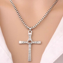 Cross Necklace for Couples, Unisex Alloy Link Chain Pendant in Gold or Silver