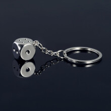 Chaveiro de dado de liga metálica, prata, 1,4 cm de largura, para transportar chaves de carro, chaves de porta e cartões de identificação