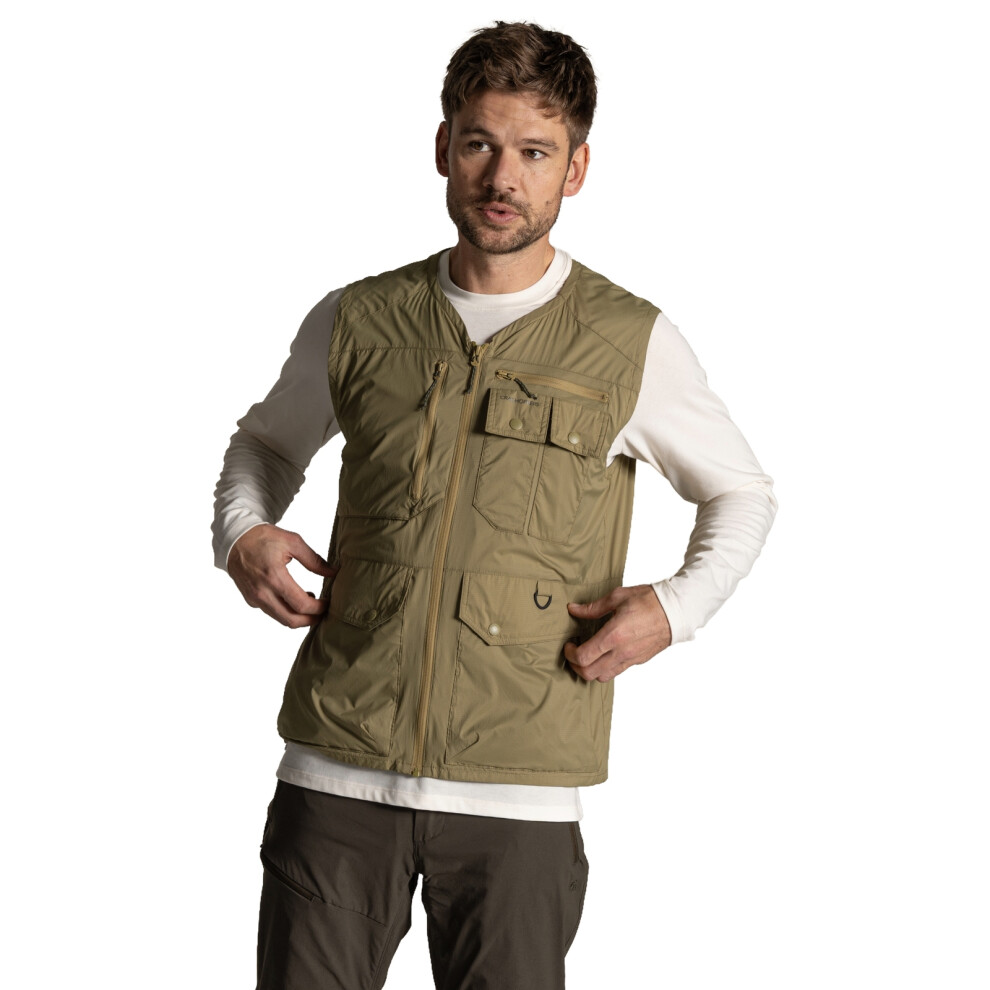 Craghoppers Men's Nosilife Sebou Gilet : : :, Colour: Cardam Cardamon Medium - Outdoor Action - Image 5