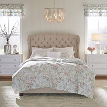 Laura Ashley Home - Queen Duvet Cover Set, Reversible Cotton Bedding with Matching Shams, Breathable Home Decor for All Seasons (Madelynn Blue, Queen)