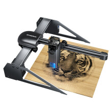Neue ATOMSTACK P7 M40 tragbare Lasergravurmaschine Holzschnitt Design Desktop DIY Lasergravierer Neues Augenschutzdesign verbesserter ultrafeiner