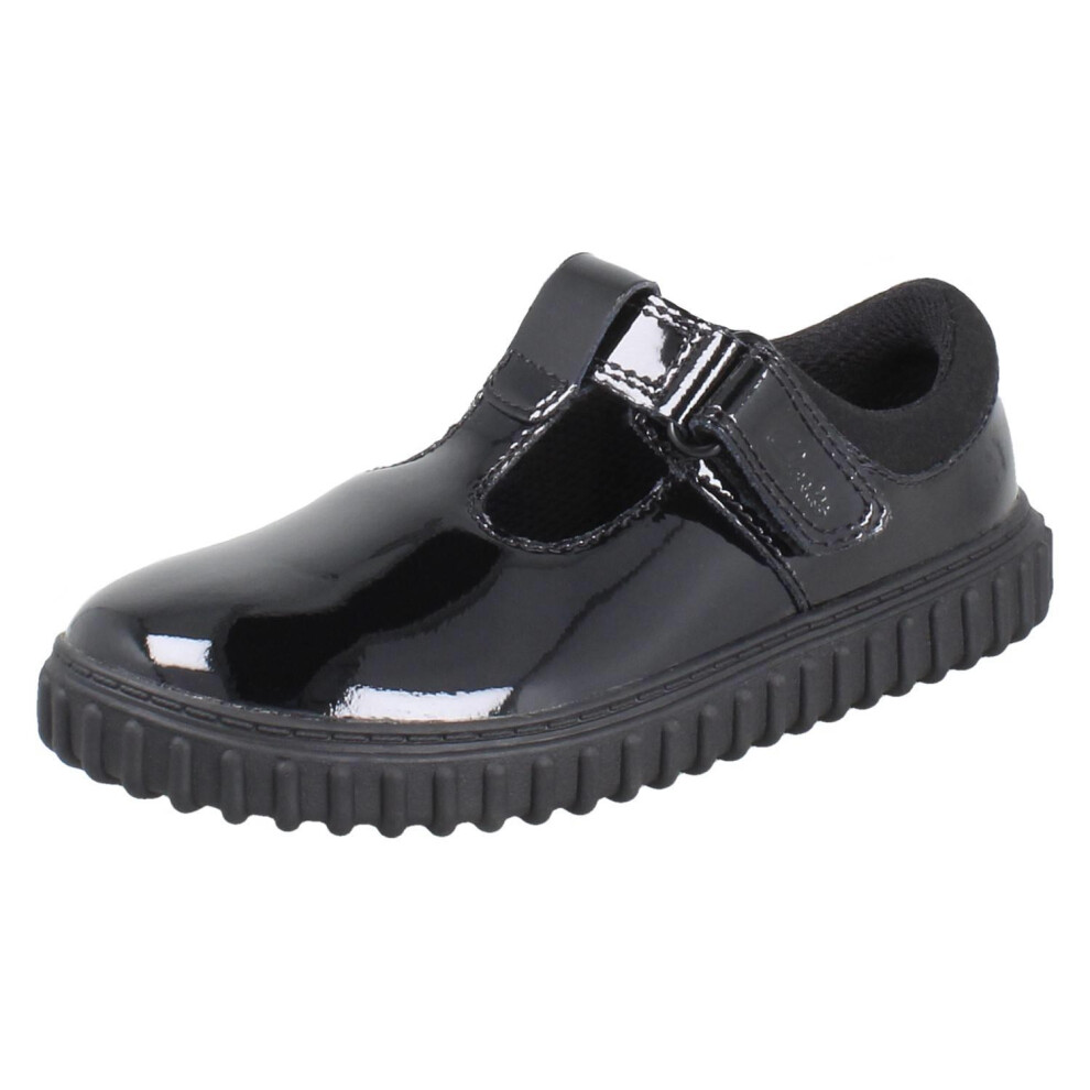 Clarks (Black, Uk 10.5 Child) Girls Classic T-Bar School Shoes Cove Hope - F Fit