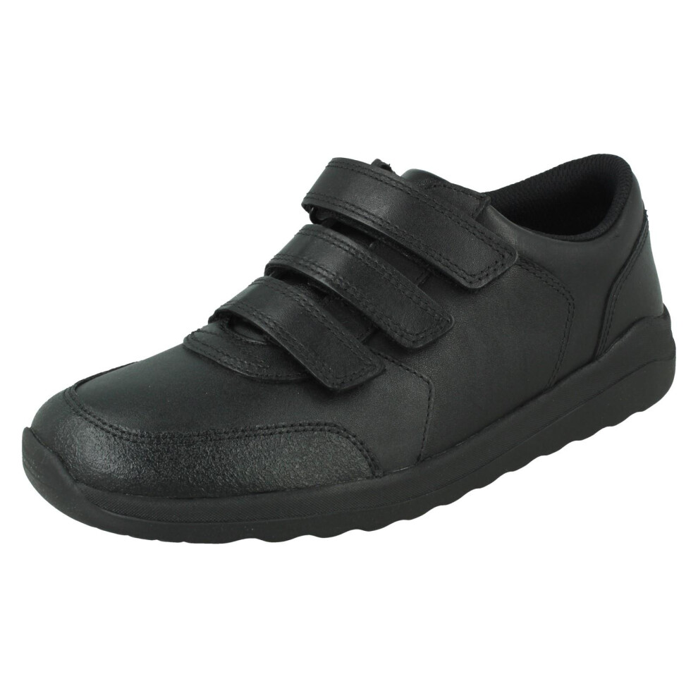 Clarks (Black, Uk 3.5 Child) Boys Triple Strap School Shoes Daze 2 Step Y - G Fit