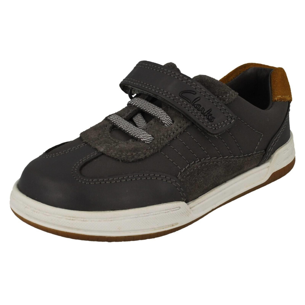 Clarks (Grey, Uk 5.5 Infant) Boys Low-Top Sporty Style Trainers Fawn Family - G Fit