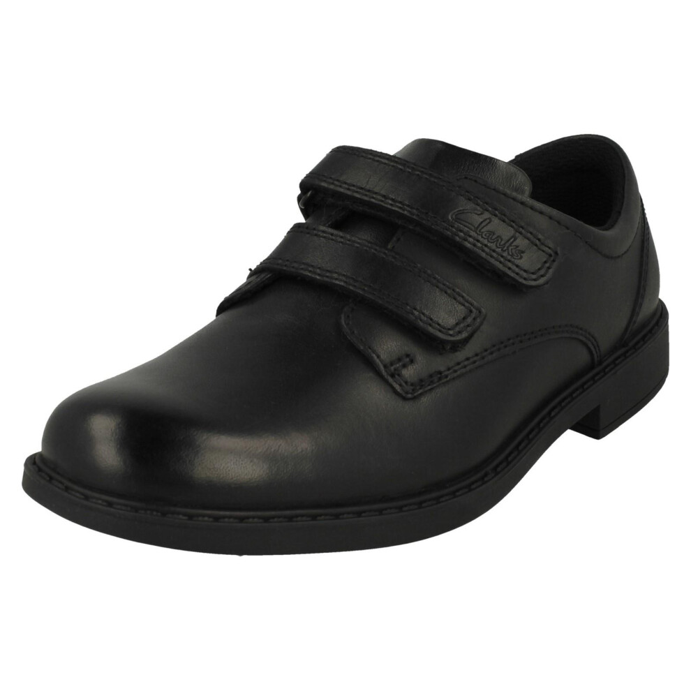 Clarks (Black, Uk 9 Child) Boys Formal Hook & Loop School Shoes Scala Pace - F Fit