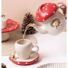 Linda Tetera de Hongo, Tetera de Cerámica Mate, Tapa de Lunares, Decoración de Ardilla, Puede Usarse Como Regalo