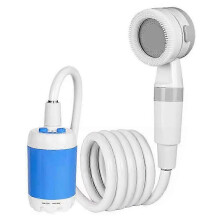 Doccia portatile da campeggio con batteria da 4000 mAh, flusso di 5 l/min, tubo flessibile da 205 cm e gancio a ventosa.