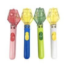 Kit de 4 Attrape-Insectes Éducatifs pour Enfants (Garçons et Filles de 3 Ans et ) - Outil D'Exploration Intérieure et Extérieure pour le Camping