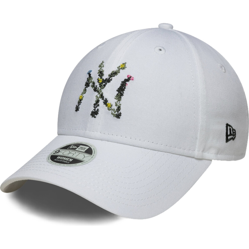 New Era Womens 9Forty Mlb New York Yankees Baseball Cap - White