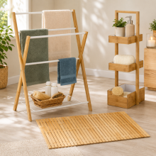 Ensemble de rénovation pour salle de bain en bambou (3 pièces) – Tapis de bain antidérapant, porte-serviettes sur pied et étagère à 4 paniers