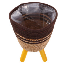 -Europees Plantenstandaard Met Koffie Kleur