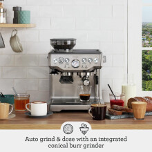 Sage Barista Express, Manual Tamping, Standard Milk Jug, Bean to Cup Coffee Machine with Grinder, Manual Milk Frother, Black Gloss