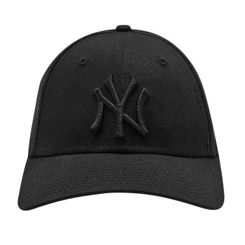 New Era (One Size, Triple Black) New Era Embroidered Logo Adjustable Baseball Cap