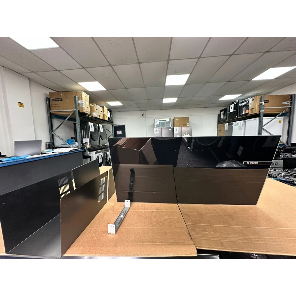 Bosch Series 2 Dwk85dk60b Chimney Cooker Hood
