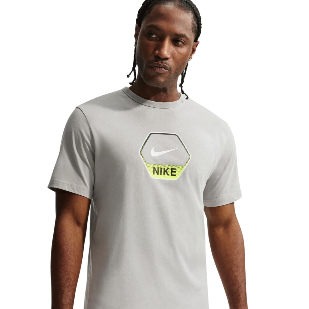 Nike (M, Grey) Mens Sportswear Club T-Shirt