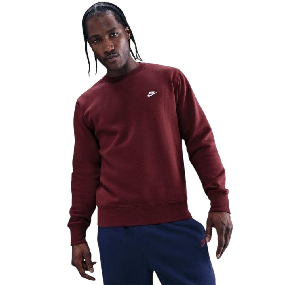 Nike (Xl, Team Red) Mens Club Logo Crew Neck Sweatshirt