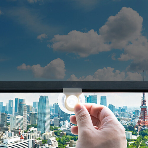 Stretchable Roller Blind 45x150cm with 3 Suction Cups 1
