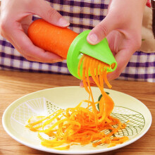 Entonnoir à légumes en spirale pour carottes et radis