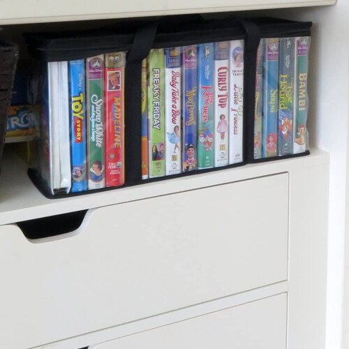 VHS storage bag with handles, holds 30 tapes 2