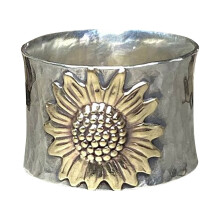 Vintage-Ring mit Sonnenblumenmuster, 18 Karat Gold, graviertes Wellenmotiv, Größe 5. Geeignet als Schmuckgeschenk für Sie, Ihre Tochter, Teenager