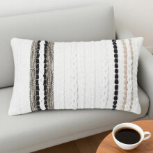 Almofada decorativa com franjas de linho e estampa listrada "Relax Chill" em algodão, 50x30cm