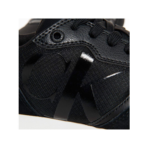 Calvin Klein (122) Toothy Runner 2