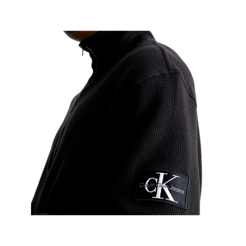 Calvin Klein (122, 702) Badged 1
