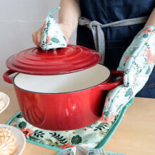Oven and Pot Holder Covers Green Floral Heat-Insulating