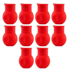 Moule en silicone pour fondre le chocolat, chauffer le beurre et verser le lait.