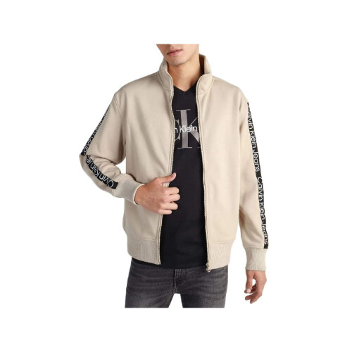 Calvin Klein (90, 0) Essential
