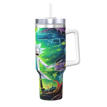 Rick And Morty Tumbler 40oz s rúčkou a slamkou - Cestovný pohár z nehrdzavejúcej ocele s viečkom - Vhodné s nápadmi na darčeky pre ženy,