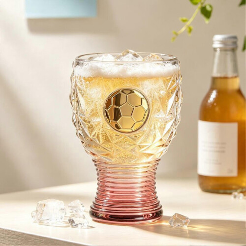 Bicchiere da birra a forma di trofeo, robusto per birra artigianale e feste sportive, design originale e resistente 1