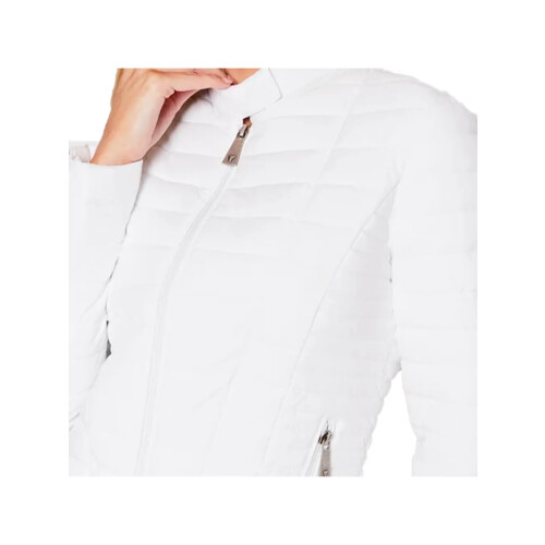 Guess (92, 703) Vona 1