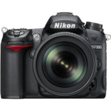 Cámara réflex digital - NIKON - D7000 - Negro - Objetivo AF-S VR DX 18-55 mm - Accesorios incluidos