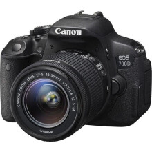 CANON EOS 700D DSLR + 18-55 IS STM