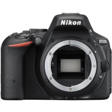Reflex Digital - NIKON - D5500 - 24.2 Megapíxeles - Wi-Fi Integrado - Pantalla Táctil de 3,2 pulgadas