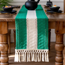 Chemin de table bohème en macramé avec pompons rouges et verts, 33 x 183 cm