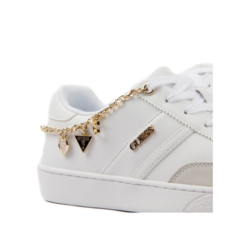Guess (92) Naoko 2