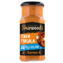 Sharwood's Indian Tikka Masala Sauce – 30% Less Fat, Tomato, Yogurt & Cream Blend, Mild Spice, 420 g Jar (Pack of 1)