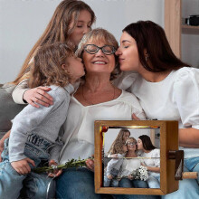 Hand Crank Flipbook Picture Frame, 16 Photo Capacity Manual Crank Photo Album, Customizable Home Decor, Solid Wood Walnut Finish