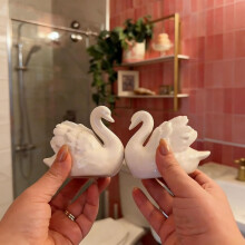 (2pcs-white swan, -) Swan WC-pöntön pulttisuojat, söpöt keraamiset ruuvisuojakorkit 2 kpl