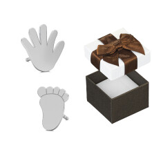Pendientes de plata con forma de mano y pie para niños. Pendientes de botón para mujer. Plata 925.