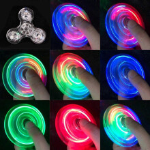 (Clear) Glowing Spinner Antistress Toy Gyro Education Hand Exerciser Rotary Fidget Gyroscope Toy Novelty Gift to Release Anxiety Yellow