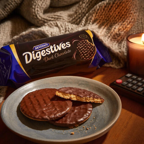McVitie's Dark Chocolate Digestive Biscuits 400g 1