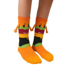 Lustige Socken mit Cartoon-Hamburger-Muster, Hand hält-Hamburger