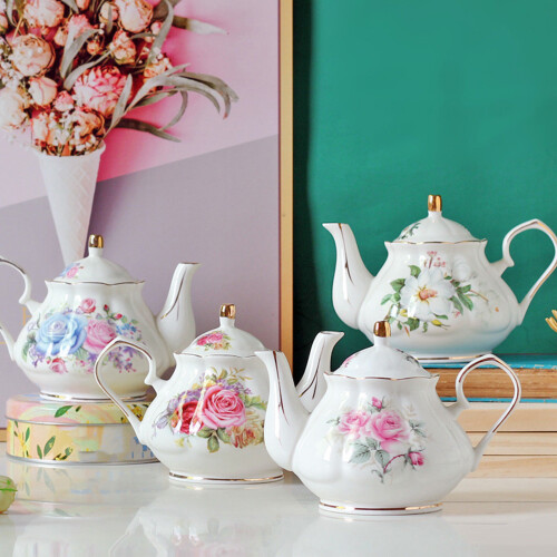Gold Edged Ceramic Teapot with Infuser-White peony root 500ml 1