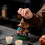 Hars kasteel wierookornament met visdetails 4