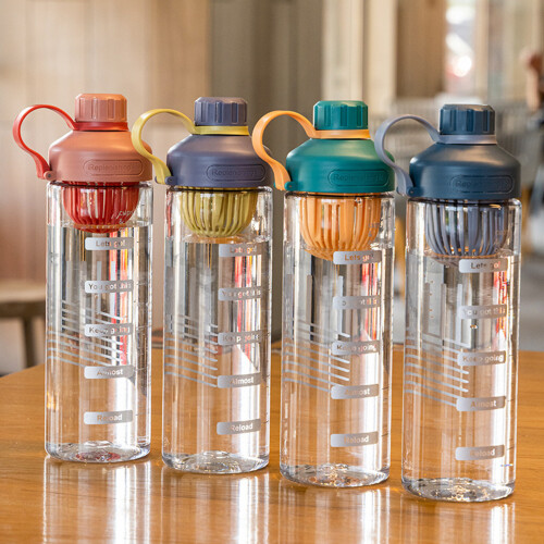 Botella de agua Hesroicy de material PC, 650 ml, resistente al calor.